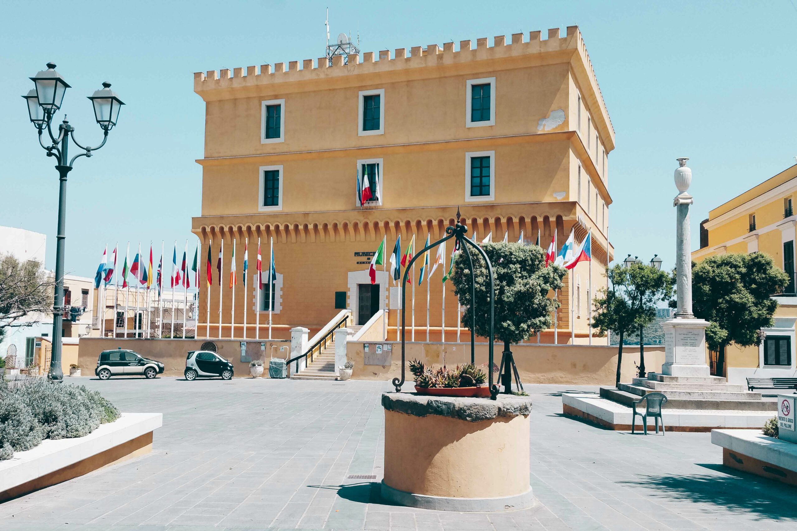 À la plage : Les îles Pontines