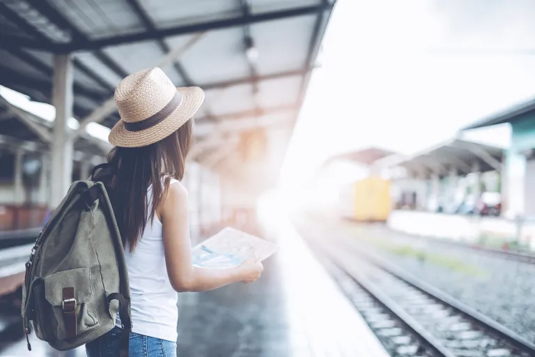 Vacances en solo : les meilleurs conseils et destinations